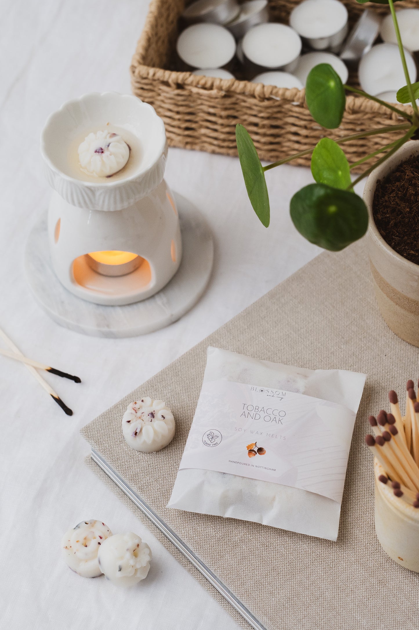 Tobacco and Oak | Botanical Soy Wax Melts