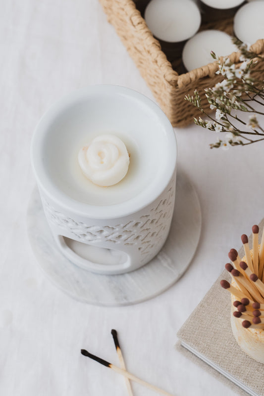 Strawberry and Rhubarb | Botanical Flower Wax Melts