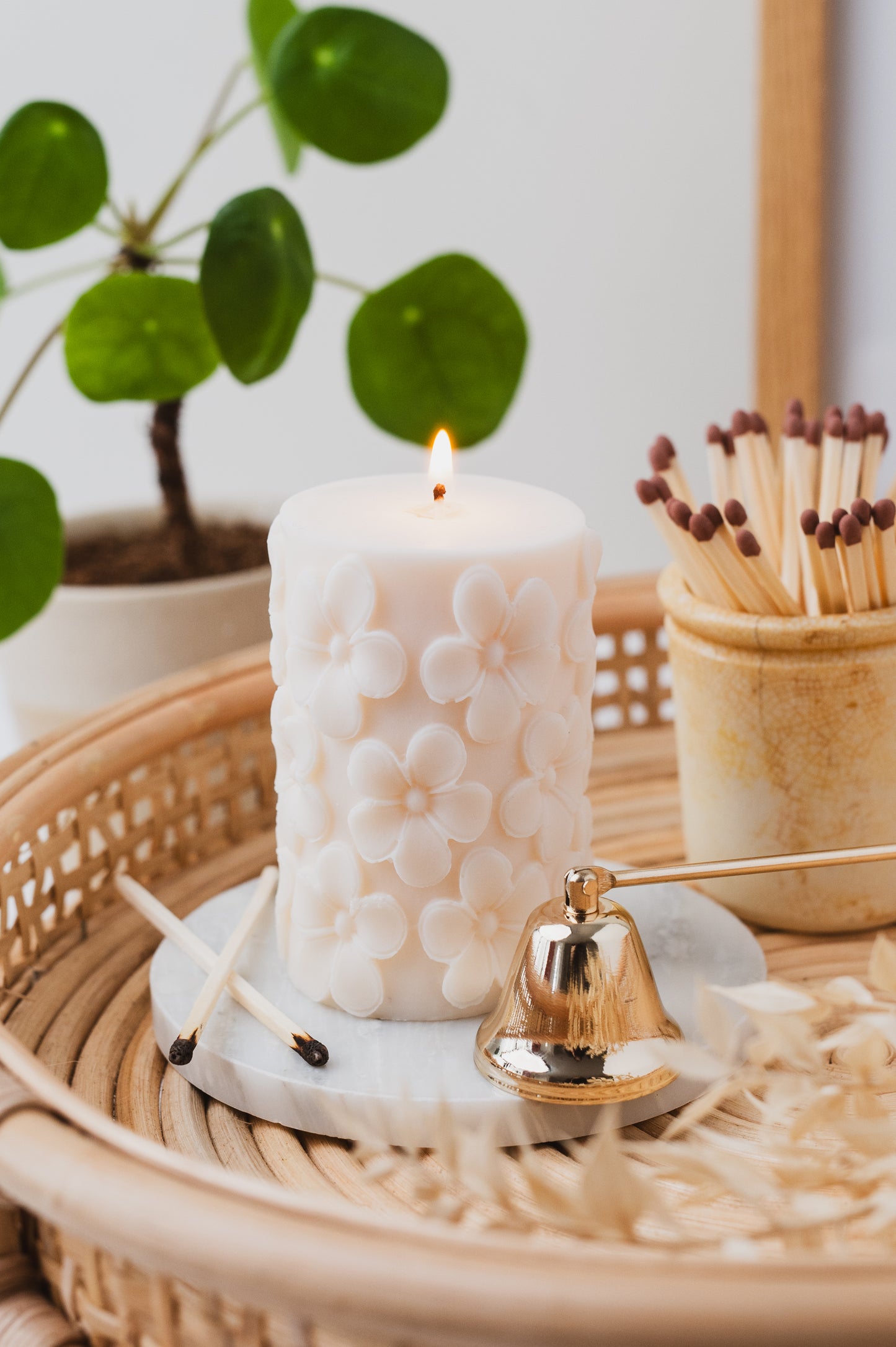 Daisy | Coconut Soy Pillar Candle